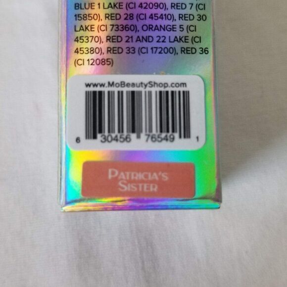 Mo Beauty - Mo-Shine Lip Gloss in Patricia's Sister - Picture 6 of 10